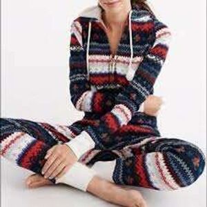 Abercrombie‎ & Fitch VTG Y2K Hooded One-Piece Fair Isle Winter Pattern Pajamas